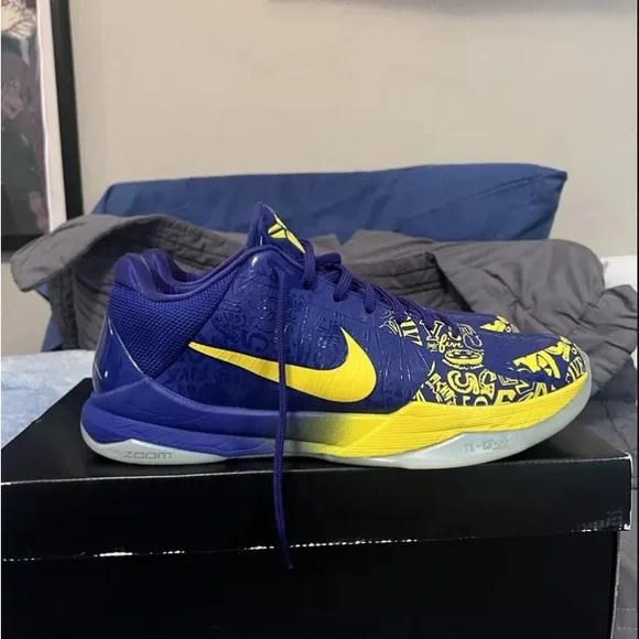 Kobe 5 5 rings.